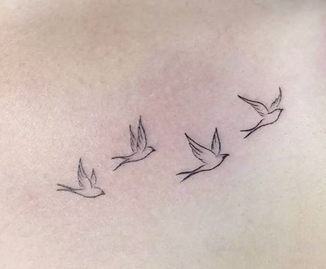 Three Little Birds Tattoo Bob Marley, Tattoos On Wrist For Women, Small Robin Tattoo, Three Bird Tattoo, 3 Little Birds Tattoo, 3 Birds Tattoo, Three Birds Tattoo, Little Bird Tattoos, Bird Tattoos