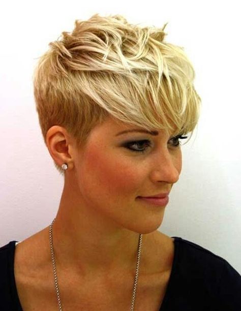 shaved pixie hairstyles 2013 | Hairstyle for 2014: Trendy Short Blonde Pixie Cut with Bangs for Women ... Messy Pixie Haircut, Short Blonde Pixie, Pixie Cut With Bangs, Shorter Hair, Hair Styles 2014, Blonde Pixie Cuts, Sassy Hair, Helen Mirren, Short Pixie Haircuts