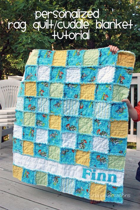 photo Rag Quilt Ideas, Baby Boy Quilt Patterns, Rag Quilting, Flannel Rag Quilts, Rag Quilt Tutorial, Colchas Quilting, Boys Quilt Patterns, Rag Quilt Patterns, Best Baby Blankets