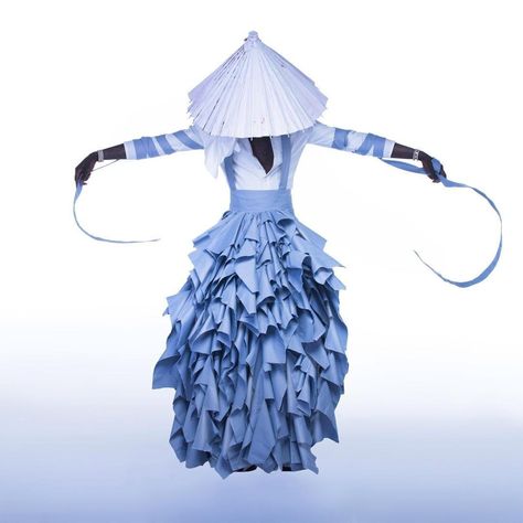 Young Thug Dress, Young Thug Fashion, Lemonade Beyonce, Charlotte Cardin, Warp Records, Schoolboy Q, Annie Lennox, Bon Iver, Black Cartoon Characters