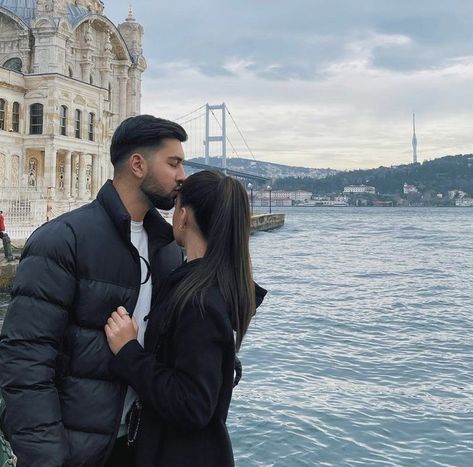 #love #couples #coupleportrait #coupleromantic #romantic Cute Couple Pictures, Couple Pictures, Couple Photography, Couple Goals, Relationship Goals, Istanbul, Vision Board, Photography