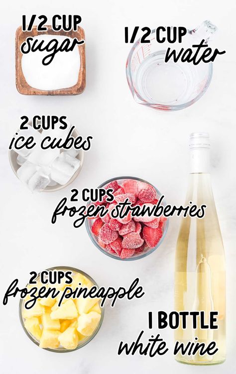 Wine Slushies Alcoholic Slushies, Homemade Slushies, Wine Slushie Recipe, Frozen Drinks Alcohol, Wine Slushies, Frozen Drink Recipes, Smoothie Popsicles, Fruit Combinations, Wine Slushie