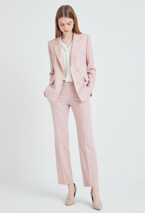 Pale Pink Suit Women, Pink Suits Women, Court Outfit, Couple Dps, Girls Blazers, Outfit Styling, Stylish Work Attire, Pink Suit