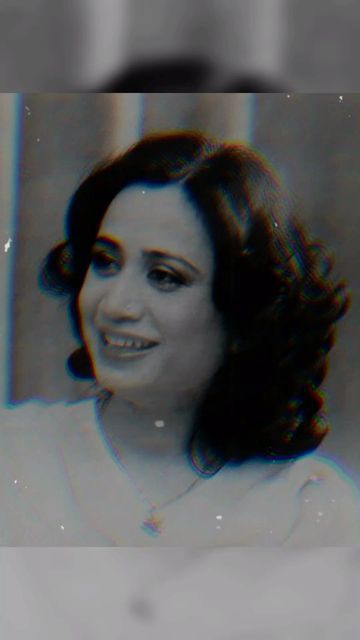 Parveen Shakir Poetry, Parveen Shakir, Nice Poetry, Best Pov, Biology Facts, Words That Describe Feelings, Urdu Love Words, Poetry Lines, Poetry Quotes In Urdu