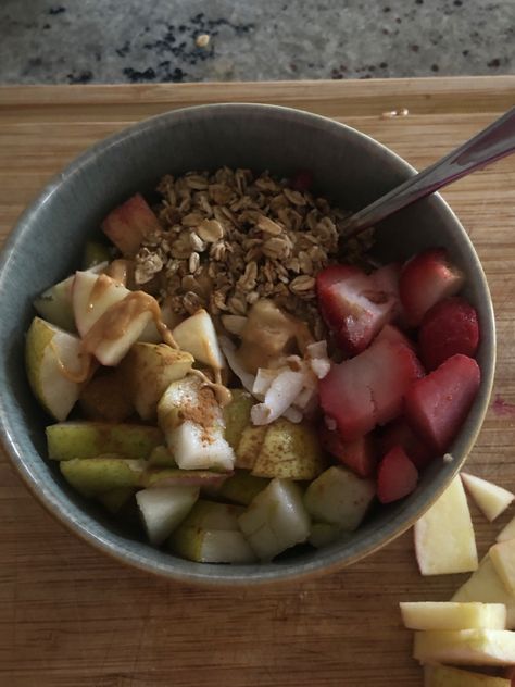 Strawberry Yoghurt, Yoghurt Bowl, Peanut Butter Granola, Cinnamon Apple, Make A Choice, First Bite, Cinnamon Apples, Food Cravings, Granola