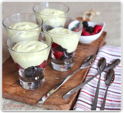 Zabaglione with berries, my Zia made this for us once many years ago it was amazing, I cann't wait to try it myself Sundae Recipes, Nike Activewear, Running Wear, Men Running, Köstliche Desserts, Eat Dessert First, Italian Desserts, Italian Dishes, Eat Dessert