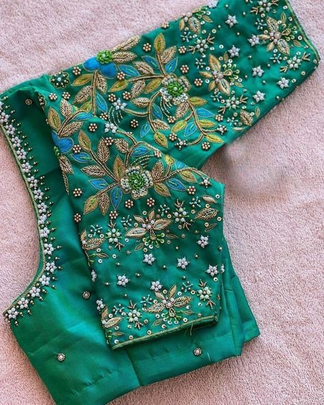 Aari Work Blouse Designs, Blouse Aari Work, Green Blouse Designs, Work Blouse Designs, Patch Work Blouse Designs, Latest Bridal Blouse Designs, Maggam Work Blouse, Best Blouse Designs, New Saree Blouse Designs