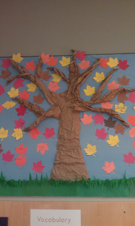 Autumn tree for bulletin board is made from crumpled paper grocery bags and dollar store craft paper Tree For Bulletin Board, Fall Tree Bulletin Board Ideas, Autumn Display Boards, Class Tree, Bulletin Board Tree, Fall Crafts For Toddlers, Birthday Boards, Bullentin Boards, Bulletin Board Design