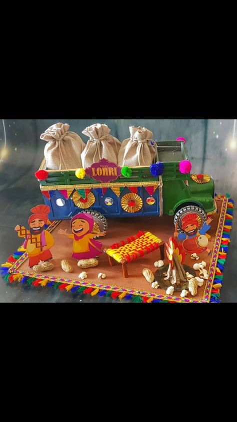 Ring Box Wedding Diy, Kite Decoration, Holi Gift, Family Birthday Board, Unique Business Ideas, Diwali Gift Hampers, Thali Decoration Ideas, Candy Bouquet Diy, Janmashtami Decoration