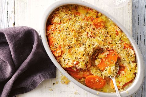 Get ahead, you can prepare this dish up to the point of baking the night before, then pop in the oven to cook just before eating. Christmas Side Recipes, Carrot Gratin, Christmas Recipes Sides, Christmas Day Recipes, Healthy Vegetarian Meals, Autumn Cooking, Carrot Curry, Health Meals, Moist Carrot Cakes