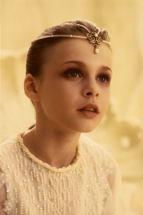 Tami Stronach - played The Childlike Empress - in The Never Ending Story - Neverending Story, The Neverending Story, The 80's, Hair, White