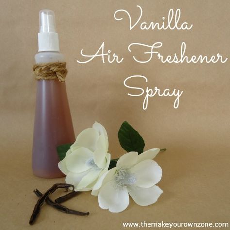 I just tried this and omg my room smells amazing!!!! My daughter wants to eat my bed!!! Diy Room Spray, Air Freshener Spray, Homemade Air Freshener, Diy Air Freshener, Room Scents, Homemade Cleaning Products, Room Smells, Diy Cleaners, Cleaners Homemade