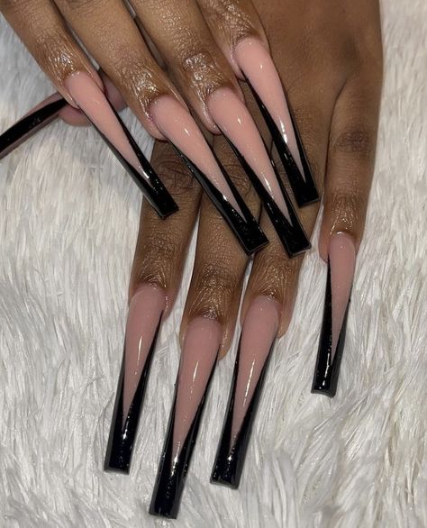 Nails Black Short, Aesthetic Black Nails, Black Nails Long, Nails Acrylic Aesthetic, Black Nails Aesthetic, Ideas Black Nails, Long Nails Black, Black Short Nails, Nails Ideas Black