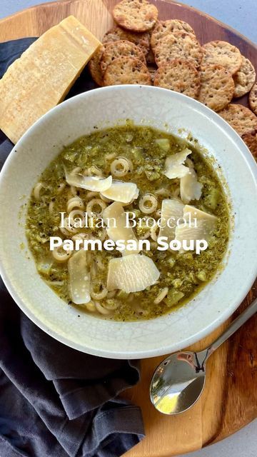 Italian Broccoli Parmesan Soup, Italian Broccoli Soup, Broccoli Parmesan Soup, Parm Soup, Italian Broccoli, Broccoli Parmesan, Parmesan Noodles, Soup Cozy, Soup Maker Recipes