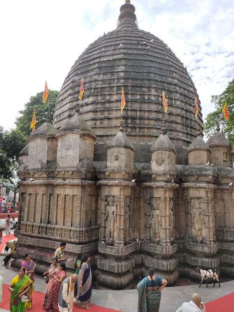 Kamakhya Devi Images, Maa Kamakhya, Kamakhya Devi, Caves And Caverns, Kamakhya Temple, Powerful Goddess, Floating Clouds, Human Digestive System, Mouse Wallpaper