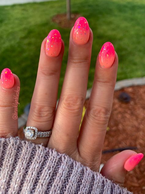 Hot Pink Nails Dip Powder, Dip Powder Nail Art Summer, Nail Dip Designs Summer, Nail Designs Dip Powder Summer, Nail Designs Dip Powder Ombre, Colorful Dip Powder Nails, Powder Dipped Nail Ideas, Gel Powder Nails Designs Summer, Hot Pink Gel Nails Ideas