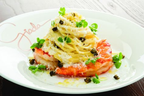 Lemon Spaghetti with Shrimp Spaghetti With Shrimp, Spaghetti Vongole, Giada Recipes, Lemon Spaghetti, Easy Pasta Dishes, Lemon Pasta, Giada De Laurentiis, Tasting Menu, Fusilli