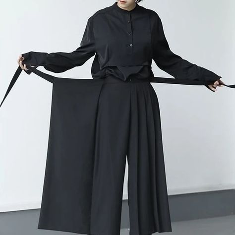 Darkness Versatile Slim Pleated Nine-Point Wide-Leg Pants Unisex Double-Layer High-Waisted Loose Tight-Waisted Straight Culottes Modern Kimono Dress, Wide Leg Pants Style, Japanese Pants, Hakama Pants, Sukajan Jacket, Modern Kimono, Casual Pants Style, Casual Pant, Nightgowns For Women