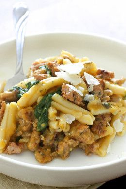 Pasta With Butternut Squash, Squash Sauce, Butternut Squash Pasta Sauce, Butternut Squash Sauce, Butternut Squash Pasta, Squash Pasta, Pizza Margherita, Spicy Sausage, Skinny Taste Recipes