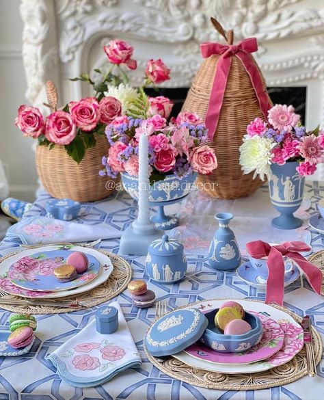 Replacements, Ltd. | What a gorgeous Mother’s Day table the super-talented @acanthus.decor has created featuring some of our favorite @wedgwood Jasperware.... | Instagram Wedgwood Jasperware, Mother’s Day, Instagram