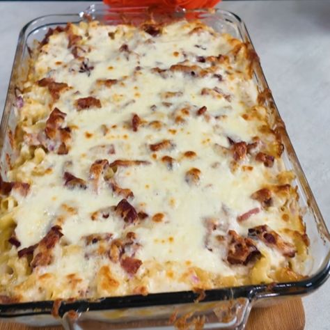 Chicken Bacon Ranch Mac n’ Cheese Casserole - Recipe Champions Mac And Cheese Chicken Casserole, Chicken Bacon Mac And Cheese, Chicken Bacon Ranch Macaroni And Cheese, Chicken Bacon Ranch Pasta Casserole, Chicken Bacon Ranch Mac And Cheese, Cheesy Chicken Bacon Ranch Pasta, Mac N Cheese Casserole, Supper Casseroles, Recipes Using Cooked Chicken