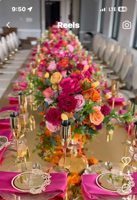 Colorful Flowers Wedding Decoration, Cuban Table Setting, Pink Orange Centerpiece, Dalia Wedding Decoration, Fushia And Orange Wedding, Magenta And Orange Wedding, Pink And Orange Decorations Party, Tropical Sunset Wedding Theme, Red Orange Pink Wedding Color Palettes