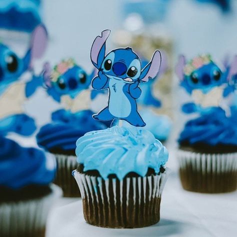 Stitch Cakes, Stitch Bday, Birthday Stitch, Lilo And Stitch Cake, Stitch Party, Stitch Cake, Lilo Und Stitch, Disney Desserts, Stitch Birthday