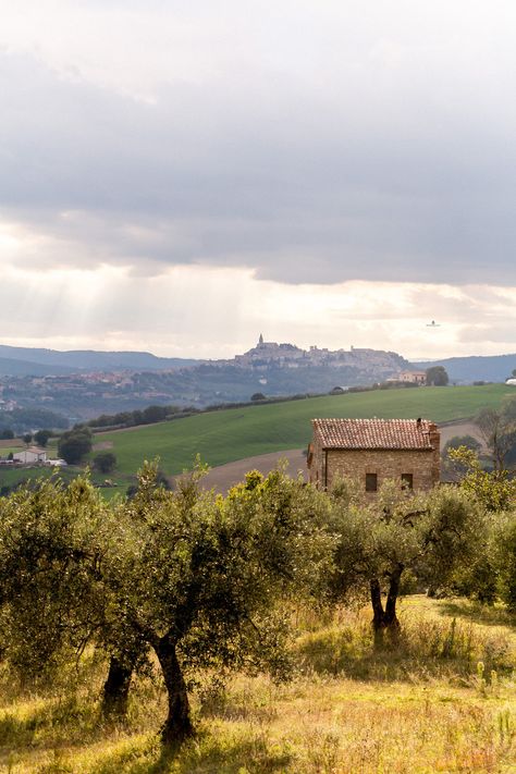 Todi, Umbria Umbria Italy Travel, Italy Countryside, Blanket Making, Tuscany Landscape, Tuscany Travel, Runaway Bride, Italian Vacation, Umbria Italy, Modern Clothing