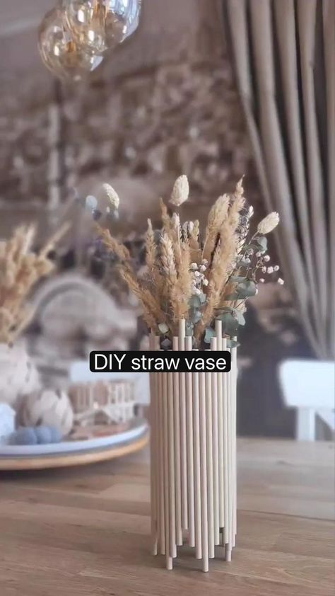 Pin on Decor Vase Decorating Ideas Diy, Vase Decorating Ideas, Diy Para A Casa, Diy Straw, Diy Room Decor Videos, Boho Crafts Diy, Easy Diy Room Decor, Diy Boho Decor, Craft Room Decor