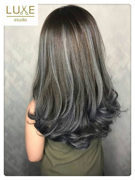 Balayage Ashgrey Ash Green Hair Color, Green Hair Dye, Green Hair, Ash Grey, Dyed Hair, Hair And Nails, Balayage, Green And Grey, Long Hair