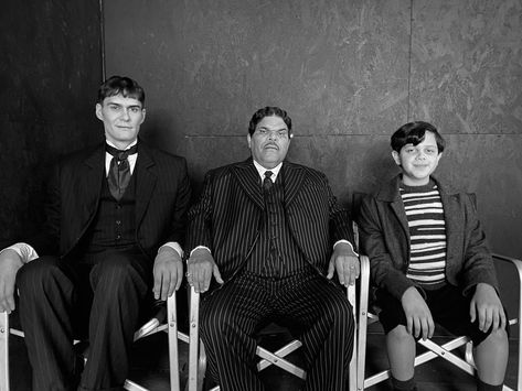 Lurch Wednesday, Original Addams Family, Wednesday Cast, Pugsley Addams, Luis Guzman, Percy Hynes White, Gomez Addams, Addams Family Wednesday, Internet Girl