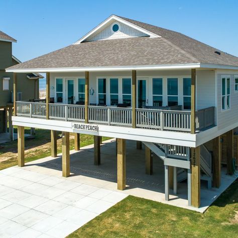 The Beach Peach - Egret Bay Builders Beach House Stilts, Beach House Additions, 3 Bedroom Beach House Floor Plans, Single Story Beach House Plans, House Stilts, Simple Beach House Plans, Elevated Beach House Plans, Beach House Plans On Stilts, Stilt House Design