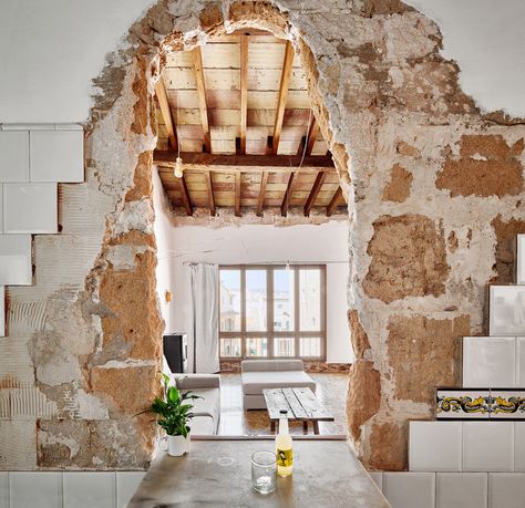 The Beauty in the Imperfections of Ruins in Architecture | ArchDaily Architecture Renovation, Building A Door, Architecture Images, This Old House, Interior Renovation, Minimalist Architecture, Architecture Office, Stone Houses, Affordable Housing