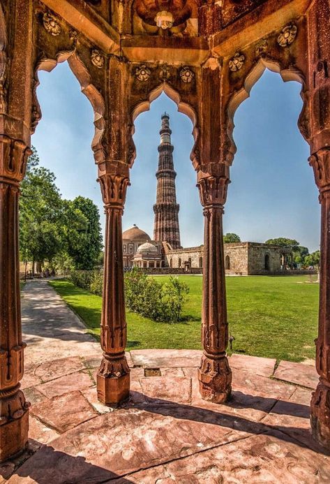 (1) Rainbow Photopedia ⚓ 🌈 (@natureheals23) / X Kutub Minar, Delhi Places, Delhi Aesthetic, Qutab Minar, Delhi Tourism, Delhi Sultanate, Delhi City, Qutub Minar, Delhi Travel