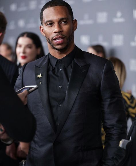 Victor Cruz, In The Room, Beautiful One, The Room, Double Breasted Suit Jacket, I Am Happy, Last Night, Suit Jacket, Walking