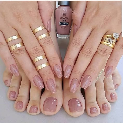 Paint Collection, Mauve Nails, Pedicure Colors, Toe Nail Color, Pretty Toe Nails, Pedicure Designs, Nail Swag, Toe Nail Designs, Bridal Nails