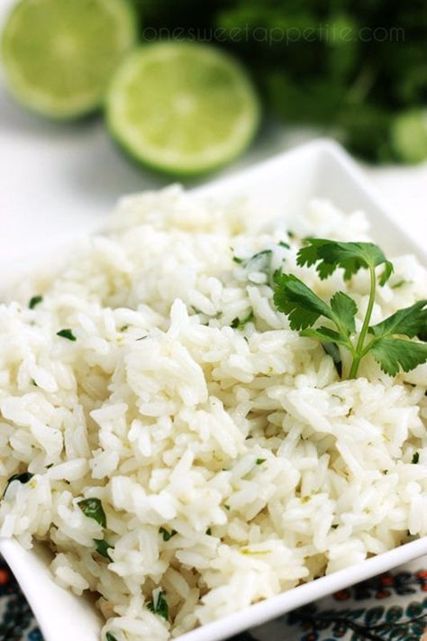 This cilantro lime rice is the perfect side dish to any Mexican meal. Green Rice Recipe, Cilantro Lime Rice Recipe, Lime Rice Recipes, Cilantro Rice, Pork Salad, Sweet Pork, Rice Side Dishes, Lime Rice, Cilantro Lime Rice