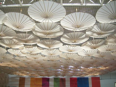 Very large cocktail umbrellas Ceiling Umbrella Decor, Umbrella Display, Club Tropicana, Paper Umbrella, 1st House, Clear Umbrella, Japanese Umbrella, Umbrella Decorations, Cocktail Umbrellas