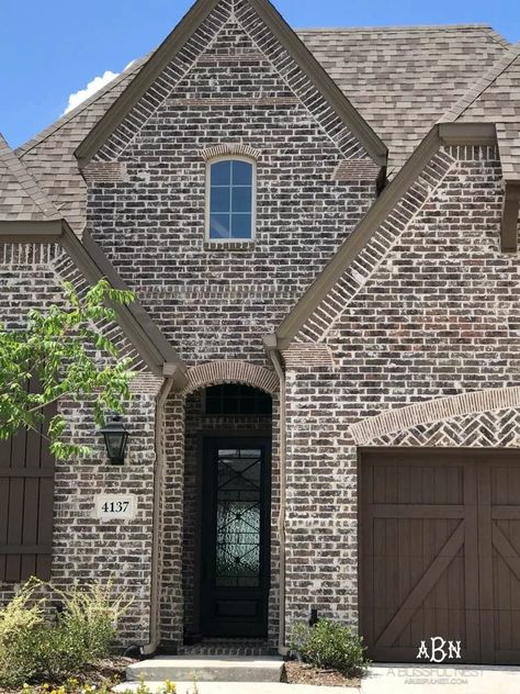 Charcoal And Brick Exterior, Brown Brick Homes Exterior, Dark Brown Brick House Exterior, All Brick House Exterior, Exterior Brick Colors, Brown Brick House Exterior Color Schemes, Brown Brick House Exterior, Home Exterior Brick, Exterior House Stone