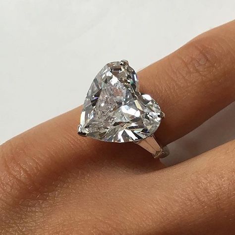 #TheShapeOfMyHeart  This is Love❤️at first sight!! Be sure to check out @davidwarrenchristies for latest updates on Christies sale!  Like this Perfect 10 carat D Flawless diamond by Graff. Magnificent Jewels, Geneva 15 November. @christiesjewels @christiesinc  @graffdiamonds #DiamondRingGoals #OMG10ctsandBeyond Heart Shaped Diamond Engagement Ring, Heart Shaped Diamond Ring, Heart Shaped Engagement Rings, Baguette Engagement Ring, Jewelry Appraisal, Three Stone Ring, Trendy Ring, Beating Heart, Heart Shaped Diamond