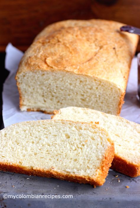 Pan Aliñado Colombiano (Seasoned Colombian Bread) |mycolombianrecipes.com Colombian Cuisine, Buttermilk Bread, Buttered Corn, Crispy Pork Belly, Colombian Food, Braided Bread, Cheese Bread, Latin Food, Sweet Roll