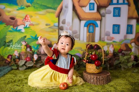 Snow White Cake, Cake Photoshoot, Fall Backdrops, Baby Photo Shoot, Baby Cake Smash, Baby Milestone Photos, Smash Cake Photoshoot, Cake Photography, House Photography