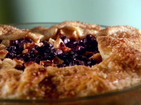 Blueberry Apple Pie, Apple Blueberry Pie, Frozen Blueberry Pie, Healthy Apple Desserts, Apple Tart Recipe, Apple Blueberry, Sunny Anderson, Brown Food, Apple Pie Bites