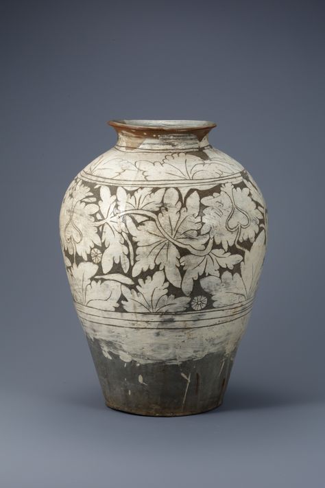 Buncheong Jar with Sgraffito Peony and Scroll Design Exhibition Name Buncheong Jar with Sgraffito Peony Scroll Design Nationality/Period Joseon Dynasty Materials Ceramics - Buncheong Category Food - Tableware - Storage Carriage - Jar Dimensions H. 45.0cm, (mouth) D. 16.0cm, Accession Number Bongwan 14562 Location Buncheong Ware and White Porcelain Gallery National Museum Of Korea, Tableware Storage, Korean Pottery, Joseon Dynasty, Design Exhibition, Ancient Pottery, Solid Shapes, Scroll Design, Sgraffito