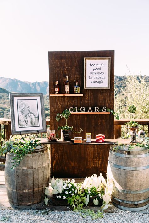 Whiskey Themed Wedding, Whiskey Bar Wedding Ideas, Rustic Whiskey Bar, Whiskey And Cigars Birthday Decor, Whiskey Bar Ideas Party, Cigars And Whiskey Party, Wedding Whiskey Bar, Bourbon Bar Wedding, Whiskey Bar Wedding