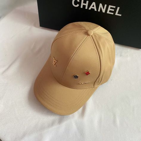 +whats app:86 13705992041 Baseball Cap, Louis Vuitton, Baseball