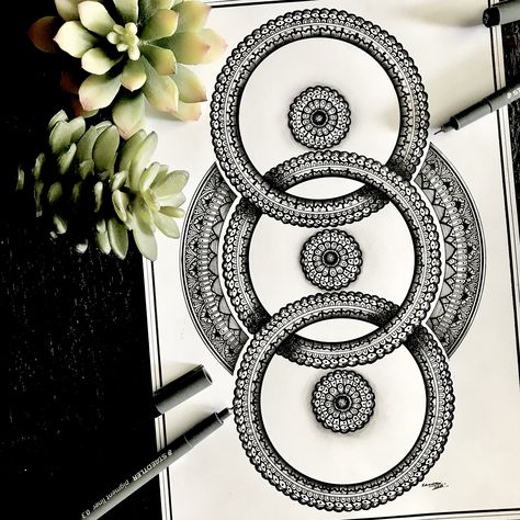 Boho Art Drawings Hand Drawn, Infinity Mandala, Mandala Art Black And White, Complicated Mandala Art, Attractive Mandala Art, Innovative Mandala Art, Ink Art Drawing, Very Difficult Mandala Art, Huge Mandala Art