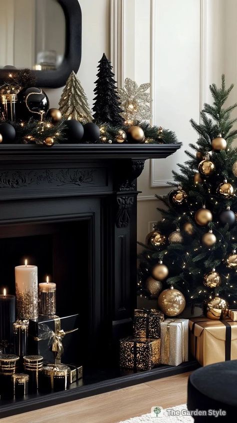 Holiday Mantel Decor, Black Christmas Decorations, Christmas Mantel Decor, Mantel Decor Ideas, Luxury Christmas Tree, Holiday Mantel, Glam Christmas, Christmas Fireplace Decor, Dark Christmas