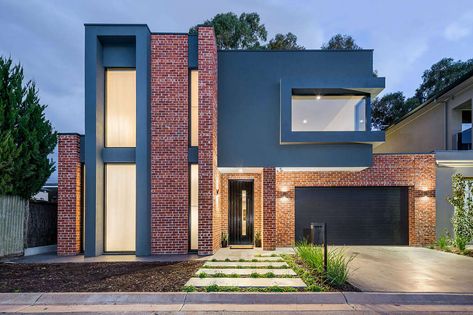 Villa Brick Facade Design, Industrial Exterior Design, Home Parking, Industrial House Exterior, Modern Brick House, White Exterior Houses, Modern Villa Design, Contemporary Exterior, Brick Exterior House