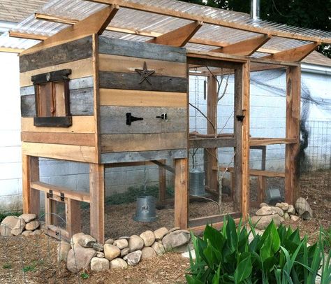 Easy Chicken Coop, Portable Chicken Coop, Backyard Chicken Coop Plans, Diy Chicken Coop Plans, Coop Design, Best Chicken Coop, Coops Diy, Chicken Coop Designs, Coop Plans